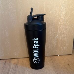WOLFpak Black Shaker Bottle